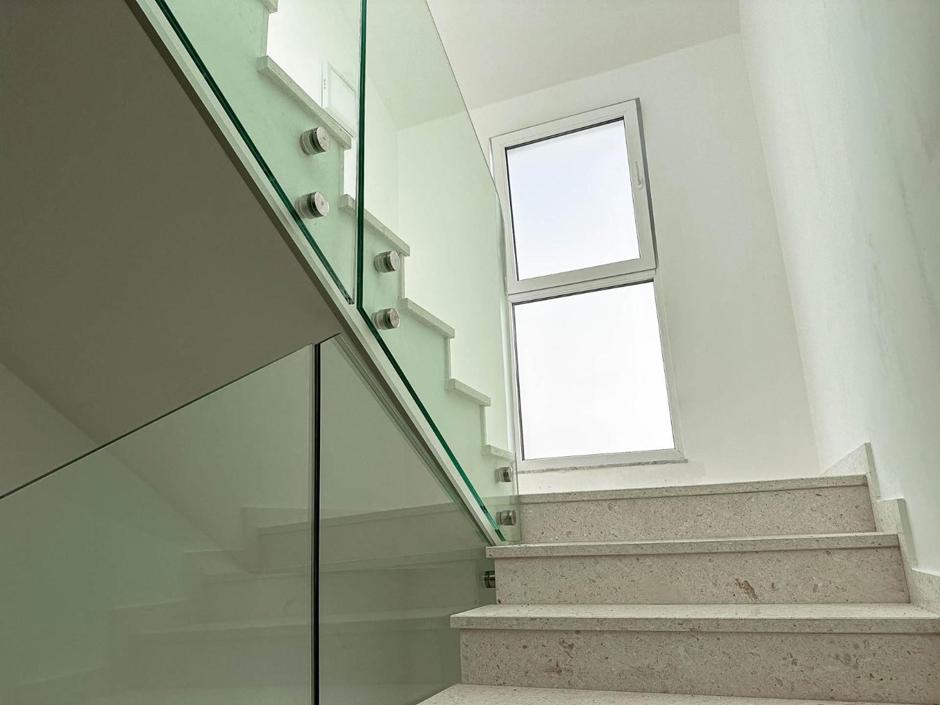 Brand New 2 Bed, 1 Bath Condo ซาดาร์ ภายนอก รูปภาพ