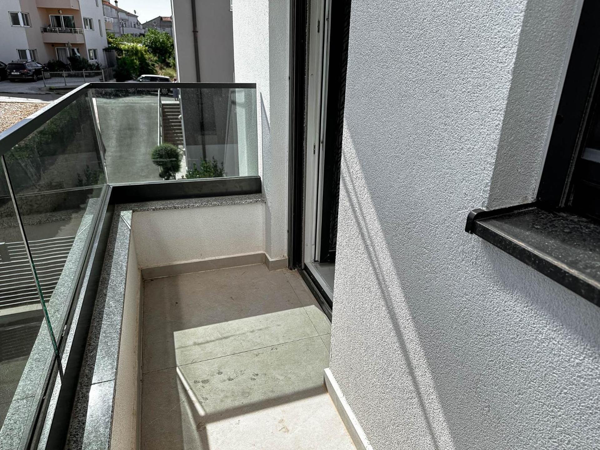 Brand New 2 Bed, 1 Bath Condo ซาดาร์ ภายนอก รูปภาพ